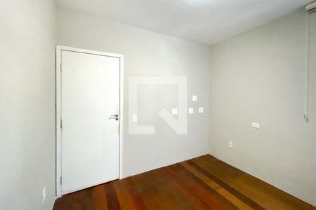 Quarto 1 de apartamento à venda com 3 quartos, 130m² em Santa Lúcia, Belo Horizonte