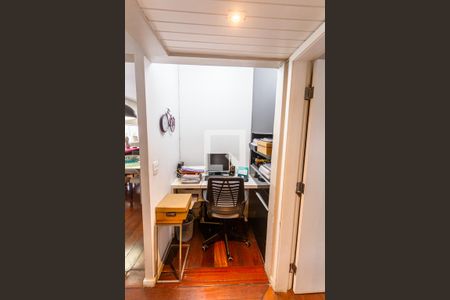 Escritório de apartamento à venda com 3 quartos, 130m² em Santa Lúcia, Belo Horizonte