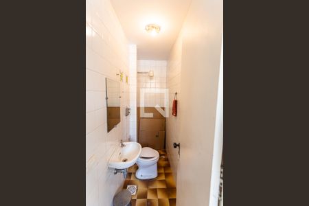 Apartamento à venda com 130m², 3 quartos e 2 vagasBanheiro de Serviço