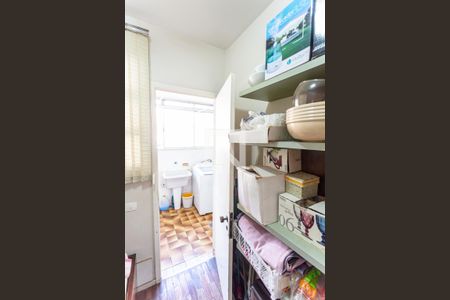 Apartamento à venda com 130m², 3 quartos e 2 vagasQuarto de Serviço