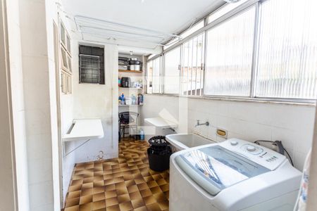 Apartamento à venda com 130m², 3 quartos e 2 vagasÁrea de Serviço