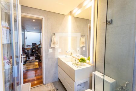 Apartamento à venda com 130m², 3 quartos e 2 vagasBanheiro Social