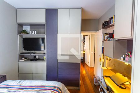 Apartamento à venda com 130m², 3 quartos e 2 vagasQuarto 3