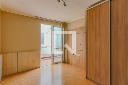 Casa à venda com 329m², 4 quartos e 3 vagasQuarto 2