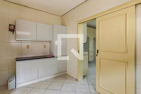 Casa à venda com 329m², 4 quartos e 3 vagasÁrea de Serviço