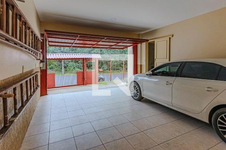 Casa à venda com 329m², 4 quartos e 3 vagasGaragem