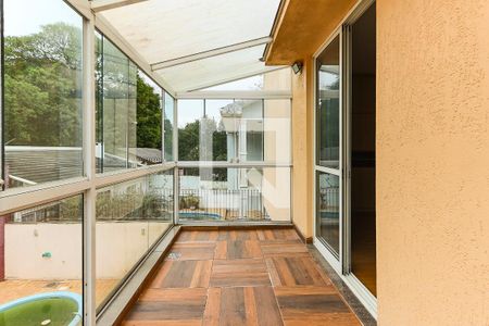 Casa à venda com 329m², 4 quartos e 3 vagasVaranda da Suíte