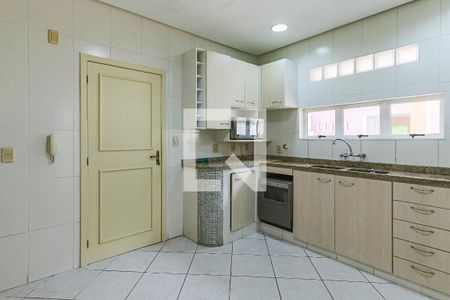Casa à venda com 329m², 4 quartos e 3 vagasCozinha
