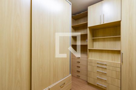 Casa à venda com 329m², 4 quartos e 3 vagasCloset da suíte