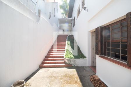 Casa à venda com 260m², 4 quartos e 5 vagasQuintal