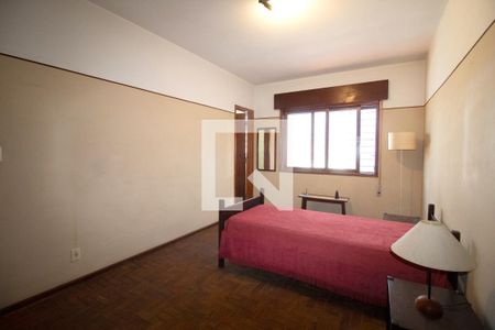 Casa à venda com 260m², 4 quartos e 5 vagasSuíte 2