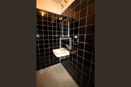 Casa à venda com 260m², 4 quartos e 5 vagasLavabo