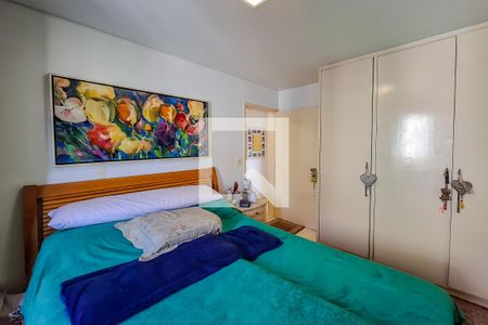 Apartamento à venda com 173m², 3 quartos e 3 vagas Apartamento à venda com 173m², 3 quartos e 3 vagasQuarto 2 - suite