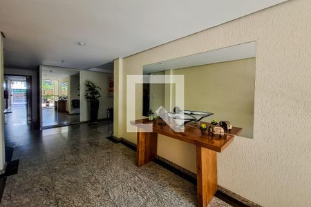 Apartamento à venda com 173m², 3 quartos e 3 vagas Apartamento à venda com 173m², 3 quartos e 3 vagasHall de entrada