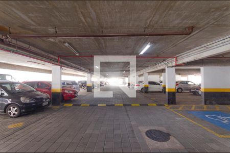 Apartamento à venda com 37m², 1 quarto e 1 vaga Apartamento à venda com 37m², 1 quarto e 1 vagaÁrea Comum - Estacionamento