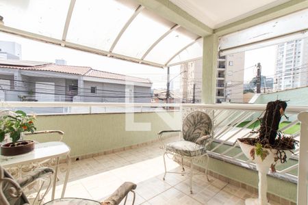 Casa para alugar com 200m², 4 quartos e 1 vagaQuintal