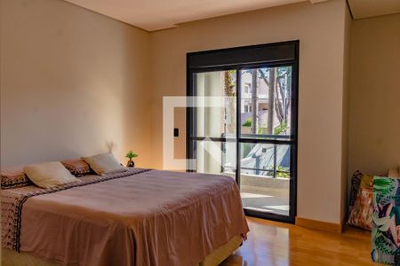 Casa à venda com 330m², 4 quartos e 4 vagasQuarto 