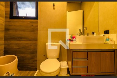 Casa à venda com 330m², 4 quartos e 4 vagasBanheiro