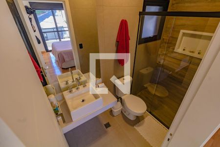 Casa à venda com 330m², 4 quartos e 4 vagasBanheiro