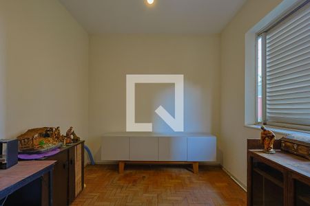 Casa à venda com 380m², 4 quartos e 4 vagas Casa à venda com 380m², 4 quartos e 4 vagasQuarto 3