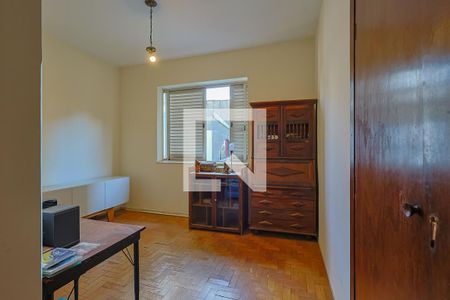 Casa à venda com 380m², 4 quartos e 4 vagas Casa à venda com 380m², 4 quartos e 4 vagasQuarto 3