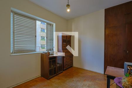 Casa à venda com 380m², 4 quartos e 4 vagas Casa à venda com 380m², 4 quartos e 4 vagasQuarto 3