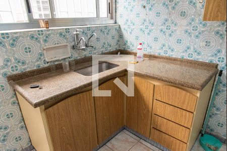 Casa à venda com 240m², 3 quartos e 2 vagasCozinha