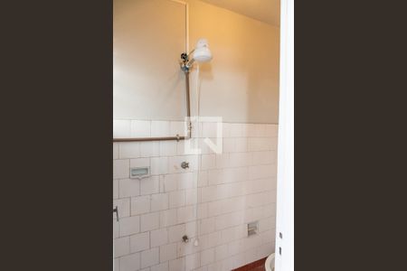 Casa à venda com 240m², 3 quartos e 2 vagasBanheiro de serviço