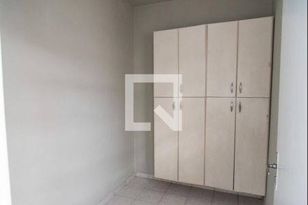 Casa à venda com 240m², 3 quartos e 2 vagasQuarto de serviço