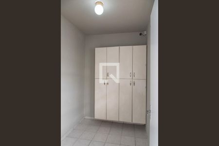 Casa à venda com 240m², 3 quartos e 2 vagasQuarto de serviço