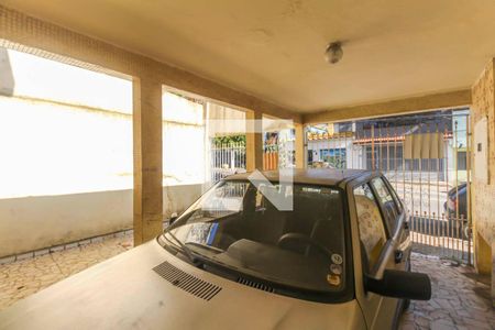 Casa à venda com 200m², 3 quartos e 2 vagas Casa à venda com 200m², 3 quartos e 2 vagasGaragem