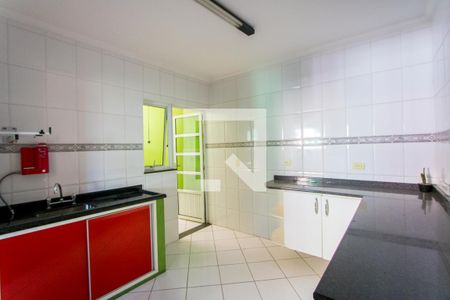 Casa à venda com 107m², 2 quartos e 2 vagasCozinha