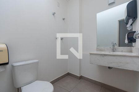 Casa para alugar com 80m², 1 quarto e 2 vagas Casa para alugar com 80m², 1 quarto e 2 vagasBanheiro