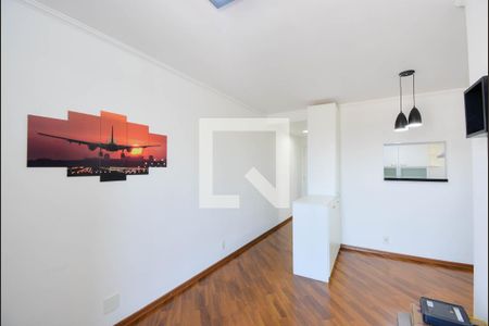 Sala de apartamento para alugar com 3 quartos, 64m² em Vila das Bandeiras, Guarulhos