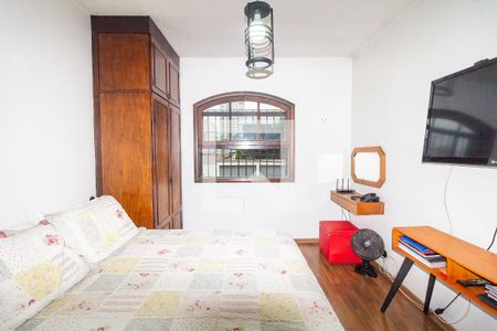 Casa à venda com 280m², 4 quartos e 3 vagas