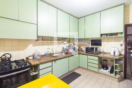 Casa à venda com 280m², 4 quartos e 3 vagas