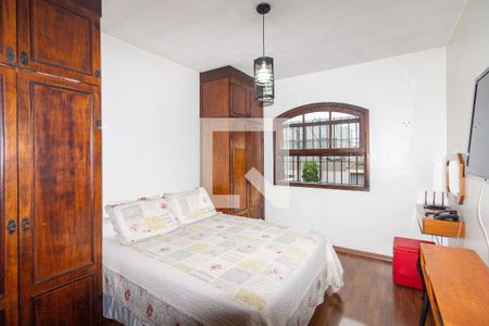Casa à venda com 280m², 4 quartos e 3 vagas