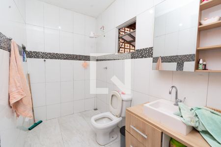 Casa à venda com 330m², 6 quartos e 2 vagas Casa à venda com 330m², 6 quartos e 2 vagasCasa 2 | Banheiro da Suite