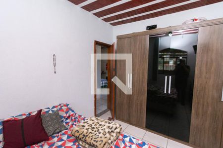 Casa à venda com 330m², 6 quartos e 2 vagas Casa à venda com 330m², 6 quartos e 2 vagasQuarto 2