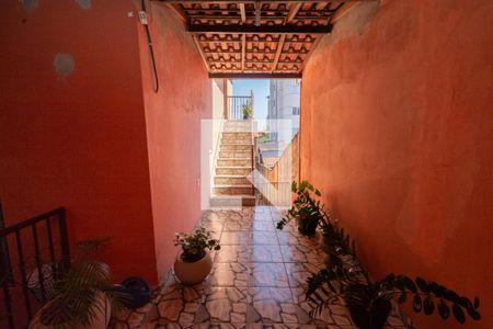 Casa à venda com 330m², 6 quartos e 2 vagas Casa à venda com 330m², 6 quartos e 2 vagasGaragem 2