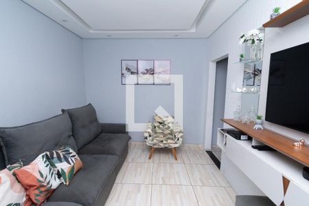 Casa à venda com 330m², 6 quartos e 2 vagas Casa à venda com 330m², 6 quartos e 2 vagasCasa 2 | Sala