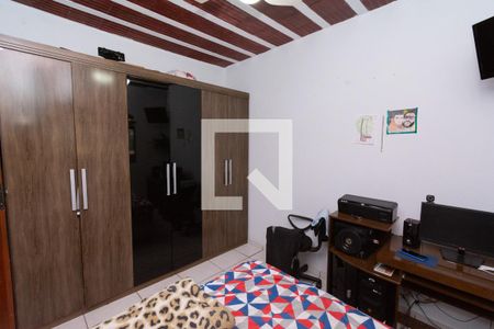 Casa à venda com 330m², 6 quartos e 2 vagas Casa à venda com 330m², 6 quartos e 2 vagasQuarto 2