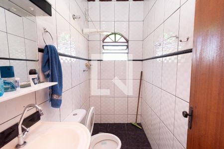 Casa à venda com 330m², 6 quartos e 2 vagas Casa à venda com 330m², 6 quartos e 2 vagasBanheiro da Suíte 1