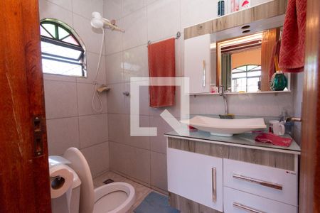 Casa à venda com 330m², 6 quartos e 2 vagas Casa à venda com 330m², 6 quartos e 2 vagasBanheiro Social 1