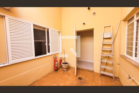 Casa para alugar com 332m², 5 quartos e 3 vagasJardim de Inverno