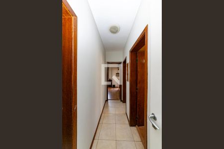 Apartamento à venda com 247m², 3 quartos e 2 vagasCorredor