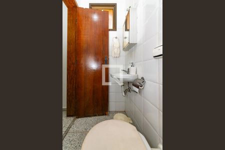 Apartamento à venda com 247m², 3 quartos e 2 vagasBanheiro de Serviço