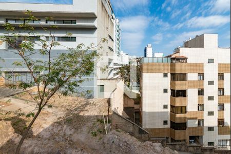 Apartamento à venda com 247m², 3 quartos e 2 vagasVista Quarto 2