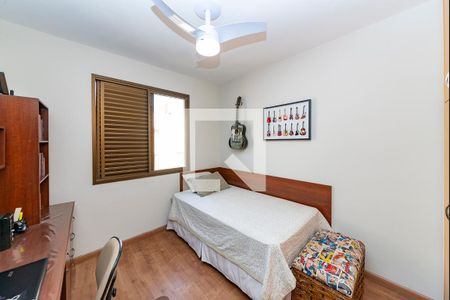 Apartamento à venda com 247m², 3 quartos e 2 vagasQuarto 3