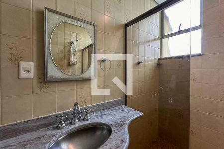 Casa à venda com 360m², 3 quartos e 4 vagas Casa à venda com 360m², 3 quartos e 4 vagasBanheiro 3